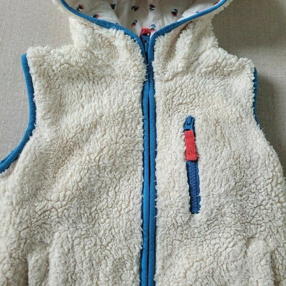 Mini Boden Sherpa Hooded Vest - Picture 3 of 8